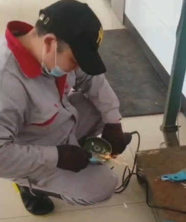 廚房設備維修保養(yǎng),油煙管道清洗,大型油煙機清洗,煙道清洗,廚房清洗,油煙凈化器改造安裝